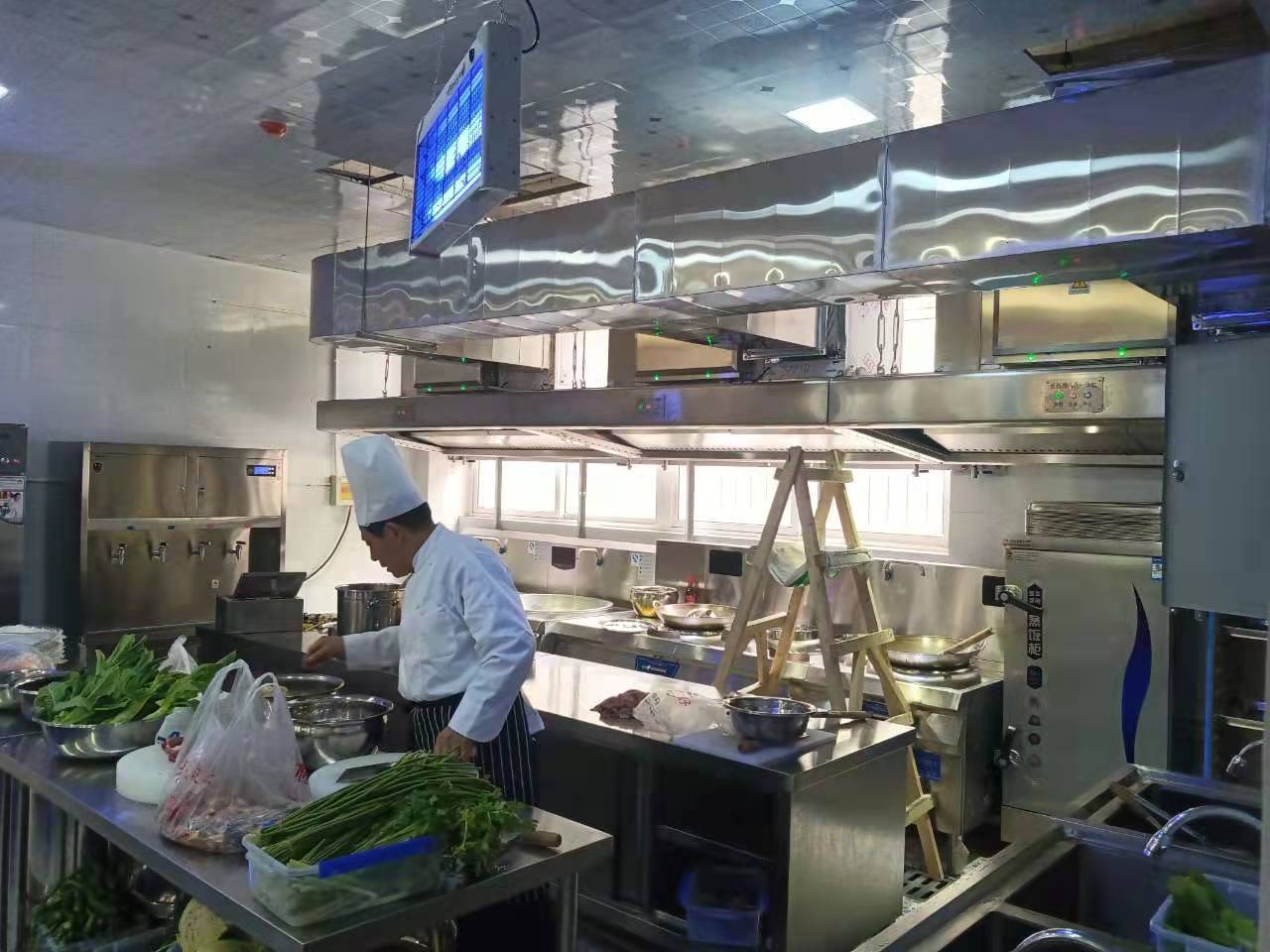 酒店草莓污视频免费下载设备2