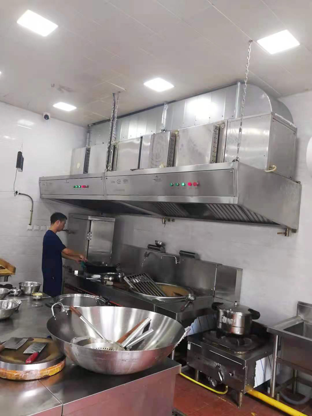 餐厅草莓污视频免费下载设计