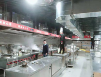 酒店草莓污视频免费下载设备供应商告诉你如何正确使用商用油烟机